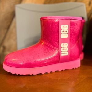 UGG classic clear mini boots